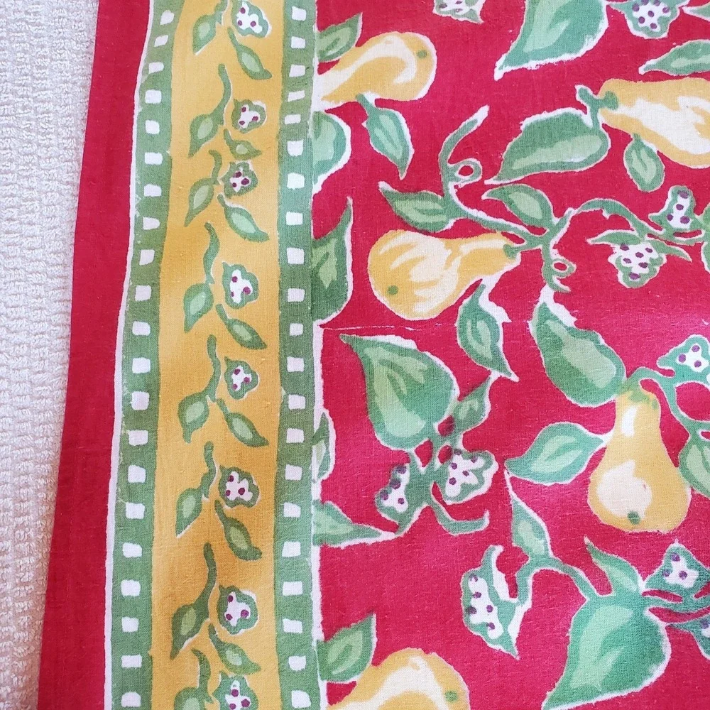 Pomegranate Tablecloth 100% Cotton Red With Yellow Pears‎ 60x90 & Napkin (1)